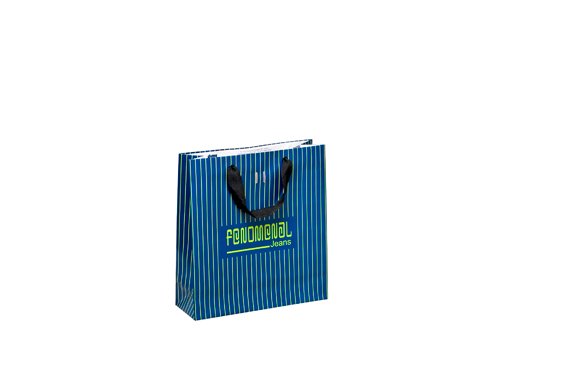 Equipe da Gazoni Embalagens pronta para ajudar a personalizar sacolas para brindes, oferecendo consultoria e suporte completo