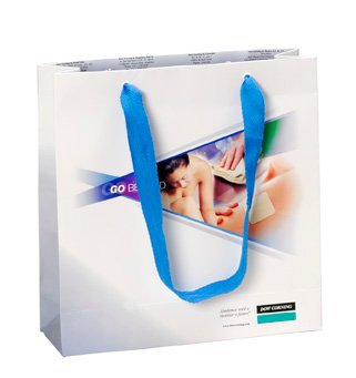 Vantagens competitivas das sacolas de papel personalizadas - branding, sustentabilidade, resistência e versatilidade